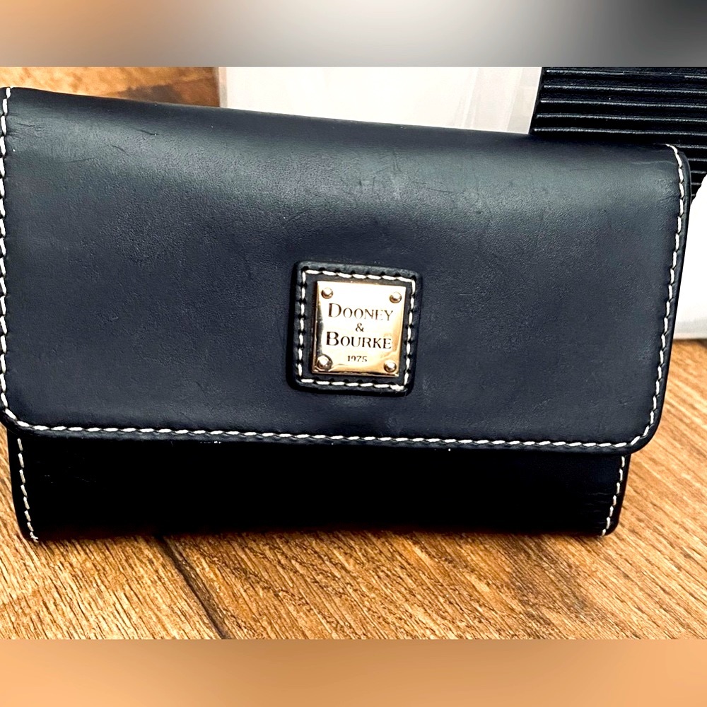 Dooney & Bourke flap wallet